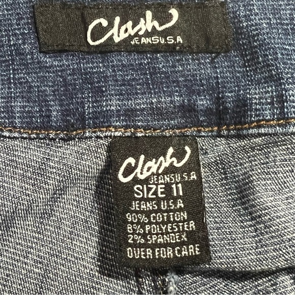 Clash Woman’s Dark Wash Bootcut Flair Denim Jeans Snap Buckle Waist Size 11 Jrs - Picture 10 of 14